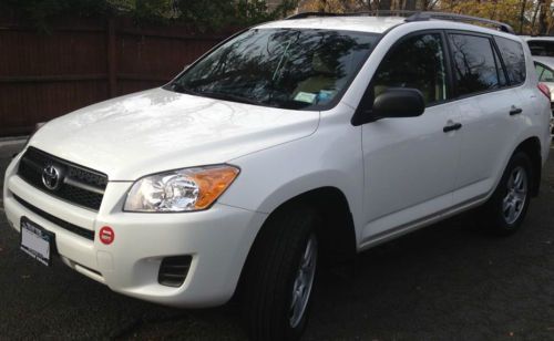 2012 toyota rav4 suv 4x4 low miles