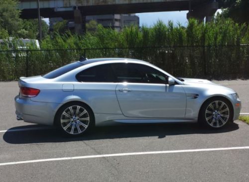 2009 bmw m3 base coupe 2-door 4.0l