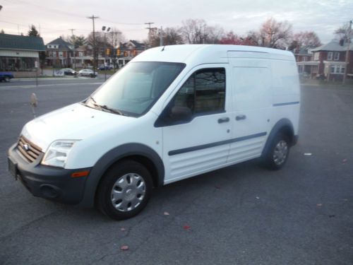 2010 ford transit connect  runs and drive excellent very handy these things