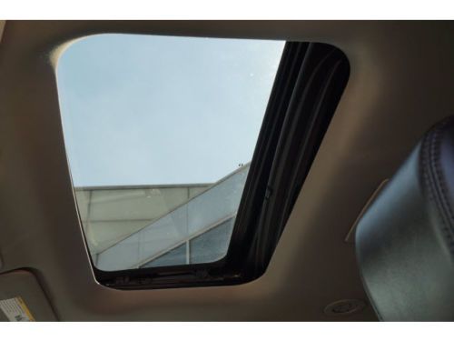 SLT SUV 3.6L Vehicle Stability Assist Tire Pressure Monitor Child Safety Locks, image 23