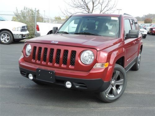 Latitude hig new suv 2.0l cd deep cherry red crystal pearlcoat front wheel drive