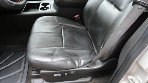 DIESEL 6CD Changer HEATED LEATHER LineX FRESH TIRES OnStar SAT RADIO Loaded NICE, image 18