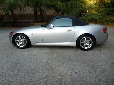 2002 honda s2000 base convertible 2-door 2.0l