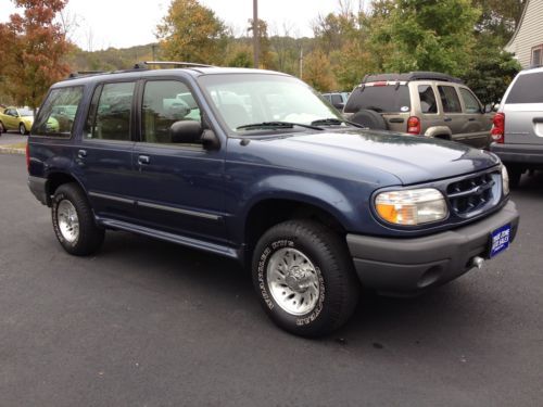 No reserve nr 2000 ford explorer xls 4x4 clean cd player power options