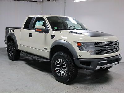 Svt raptor 6.2l 4x4 - luxury pkg- new myford touch- sunroof - call 888-843-0291