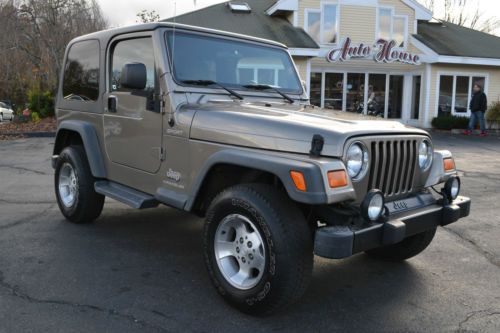 2003 jeep wrangler 4x4 5 speed hard top great shape runs great