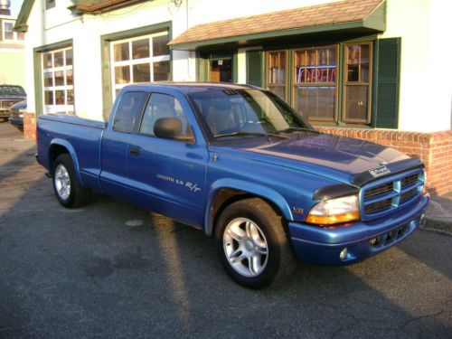 2000 dodge dakota r/t club cab 2wd