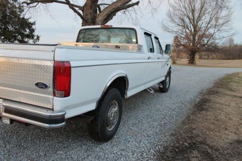 1996 FORD F350 XL f 350 White Long Bed Crew Cab Truck Automatic Clean, image 4