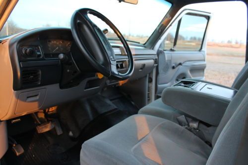1996 FORD F350 XL f 350 White Long Bed Crew Cab Truck Automatic Clean, image 7