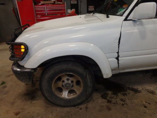 1993 Toyota Land Cruiser Base Sport Utility 4-Door 4.5L, image 2