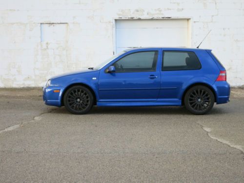 2004 volkswagen golf r32 hatchback 2-door 3.2l