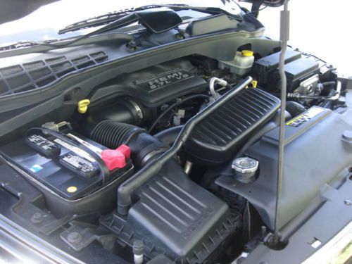 LIMITED - RARE HT - HIGH TOP CONVERSION - 3RD ROW SEAT, DVD, LEATHER, HEMI ETC.., image 34