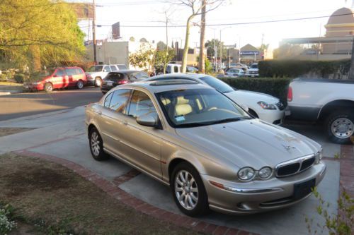 Excellent no reserve 2002 jaguar x-type fully loaded clean drives excellent awd