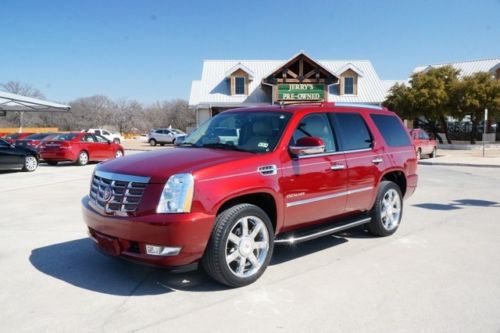 2010 cadillac luxury