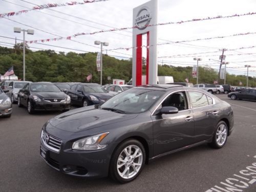 Premium nav leather sunroof heated seats