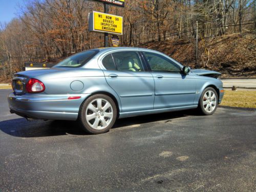 2004 jaguar x-type base sedan 4-door 3.0l