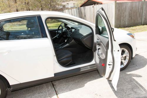 2012 Ford Focus Titanium Hatchback 4-Door 2.0L, US $16,900.00, image 15