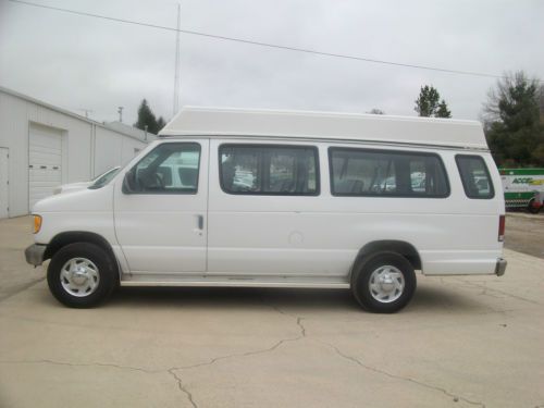 1996 ford club wagon, 8-passenger wheelchair van with a braun lift.  5.8 v-8,