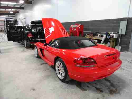 2005 Dodge Viper SRT-10 Convertible 2-Door 8.3L, image 4