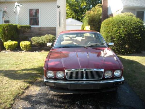 1988 xj6 vanden plas overhauled, no headakes, will trade for an xjs