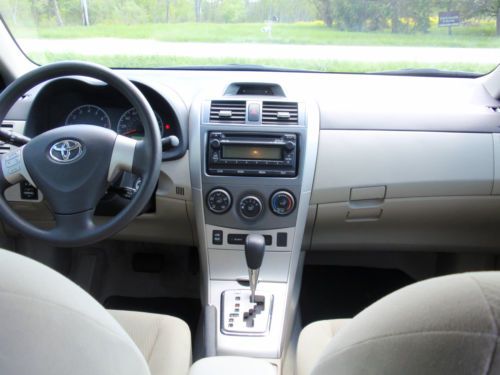 BLUE 2012 Toyota Corolla LE Sedan 4-Door 1.8L~MUST SELL QUICK!~GREAT CONDITION!, image 10