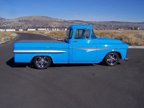 1958 chevy fleetside shortbed custom cab with big window