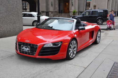 2011 audi r8 v10 spyder r-tronic one owner very clean! b&amp;o sound 18k miles navi!