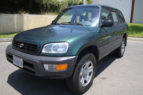 1998 toyota rav4 suv 4wd manual 4 cylinder  no reserve