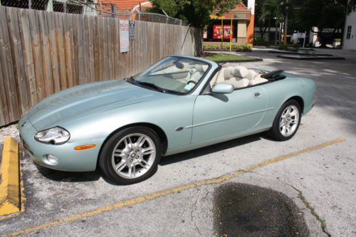 2001 jaguar xk8 special edition convertible 2-door 4.0l