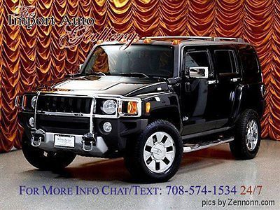 Low miles 4 dr suv gasoline 5.3l v8 sfi black