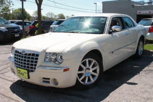 10 chrysler 300 hemi navigation sunroof leather 1owner clean carfax we finance