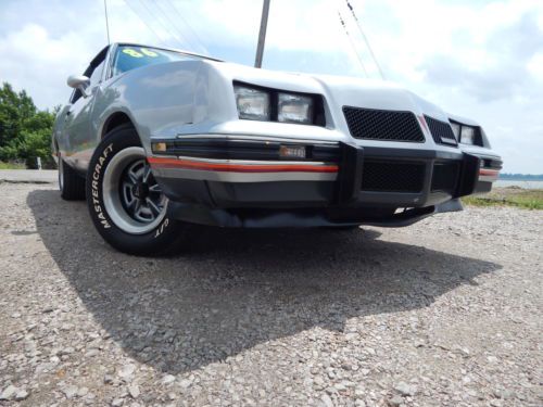 Investors look here!! very rare!! 1986 2+2 pontiac grand prix aero coupe