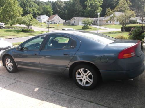 2000 intrepid es, 3.2l v6 engine, alloy wheels, sunroof, fog lights, etc.