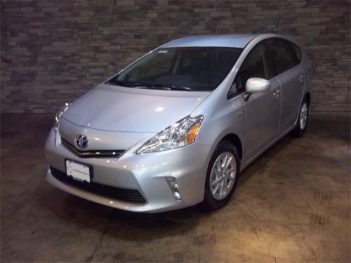 2014 toyota prius v three