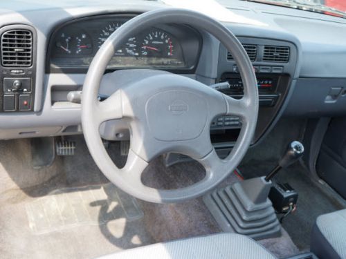 1994 Nissan Pickup XE, US $5,927.00, image 2