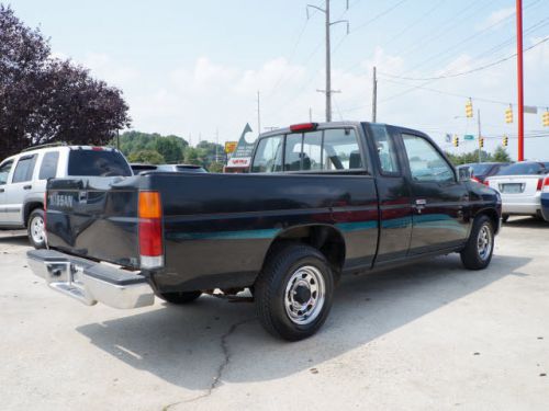 1994 Nissan Pickup XE, US $5,927.00, image 5