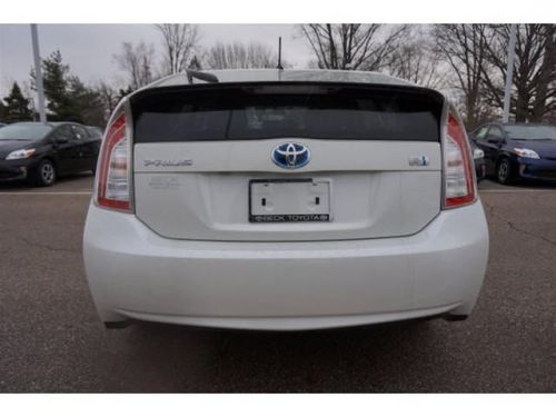 2014 toyota prius two