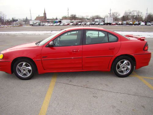 2003 pontiac grand am gt sedan 4-door 3.4l  low miles clean