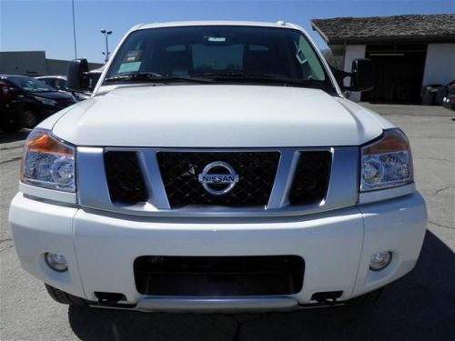 2014 nissan titan pro-4x