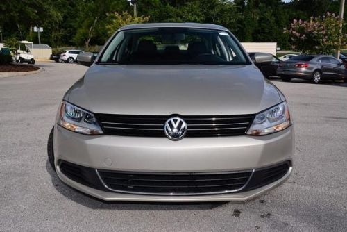 2013 volkswagen jetta 2.5l se