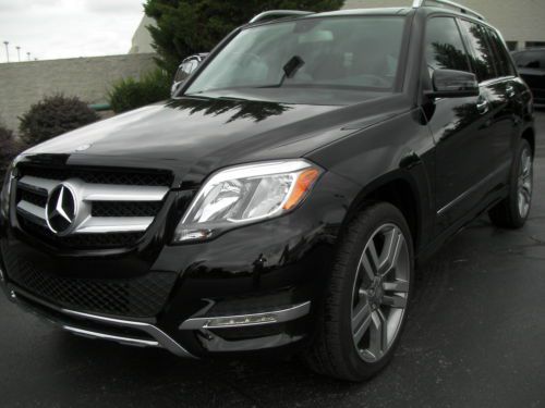 2013 mercedes-benz glk350 4matic sport utility 4-door 3.5l rear dvd&#039;s low miles