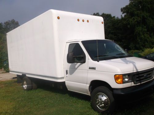 2006 ford e-450 super duty base cutaway van 2-door 6.0l