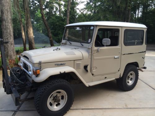 1977 toyota land cruiser fj40