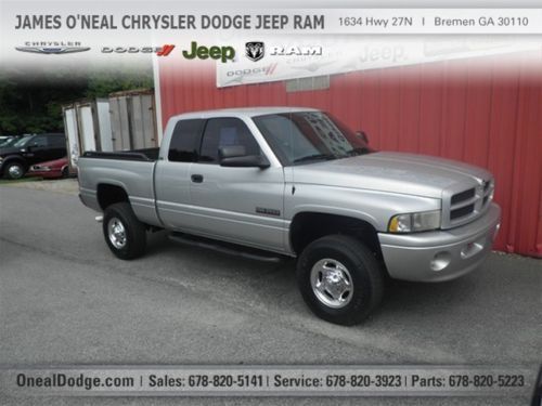 2002 dodge ram 2500 quad cab 5.9l cummins 4x4 leather interior only 77400 miles