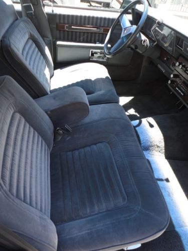1987 Chevrolet Caprice Classic LS Brougham Sedan 4-Door 5.0L, image 4