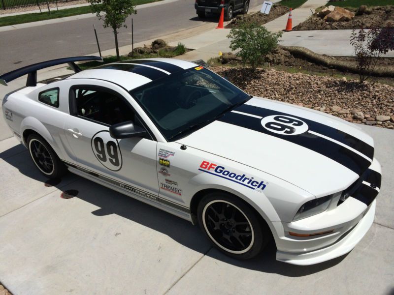 2006 ford mustang