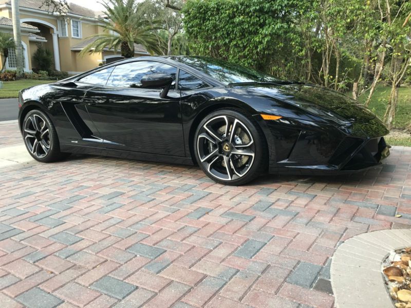 2014 lamborghini gallardo lp560-4 coupe 2-door