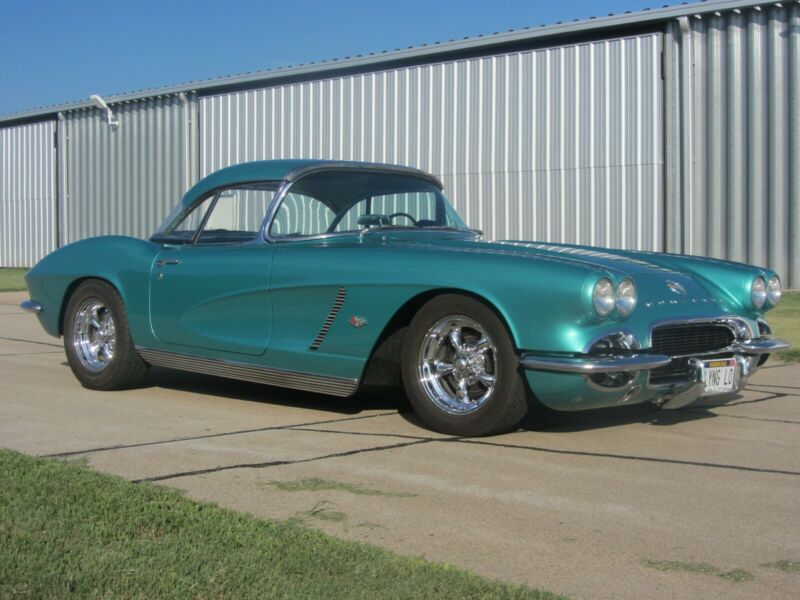 1962 chevrolet corvette