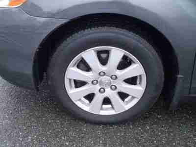 CD ABS Brakes Air Conditioning Alloy Wheels AM/FM Radio Automatic Headlights, image 7
