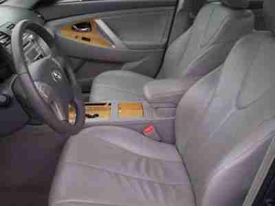 CD ABS Brakes Air Conditioning Alloy Wheels AM/FM Radio Automatic Headlights, image 8